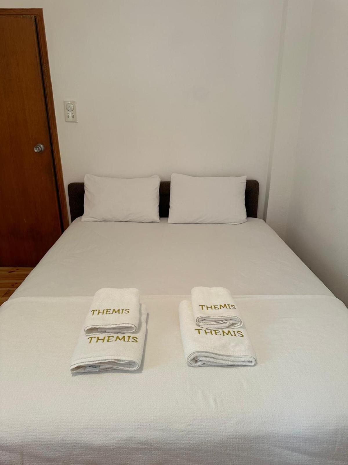Themis Apart Hotel Kotor Extérieur photo