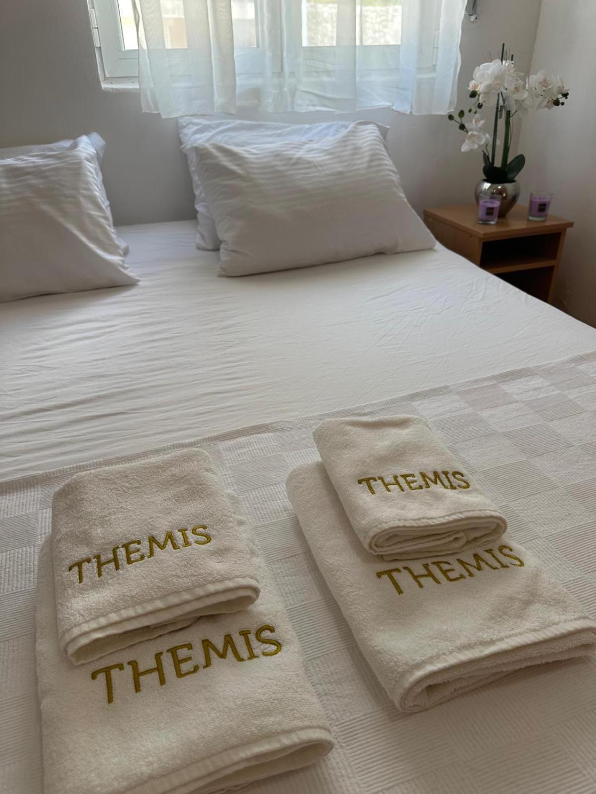 Themis Apart Hotel Kotor Extérieur photo