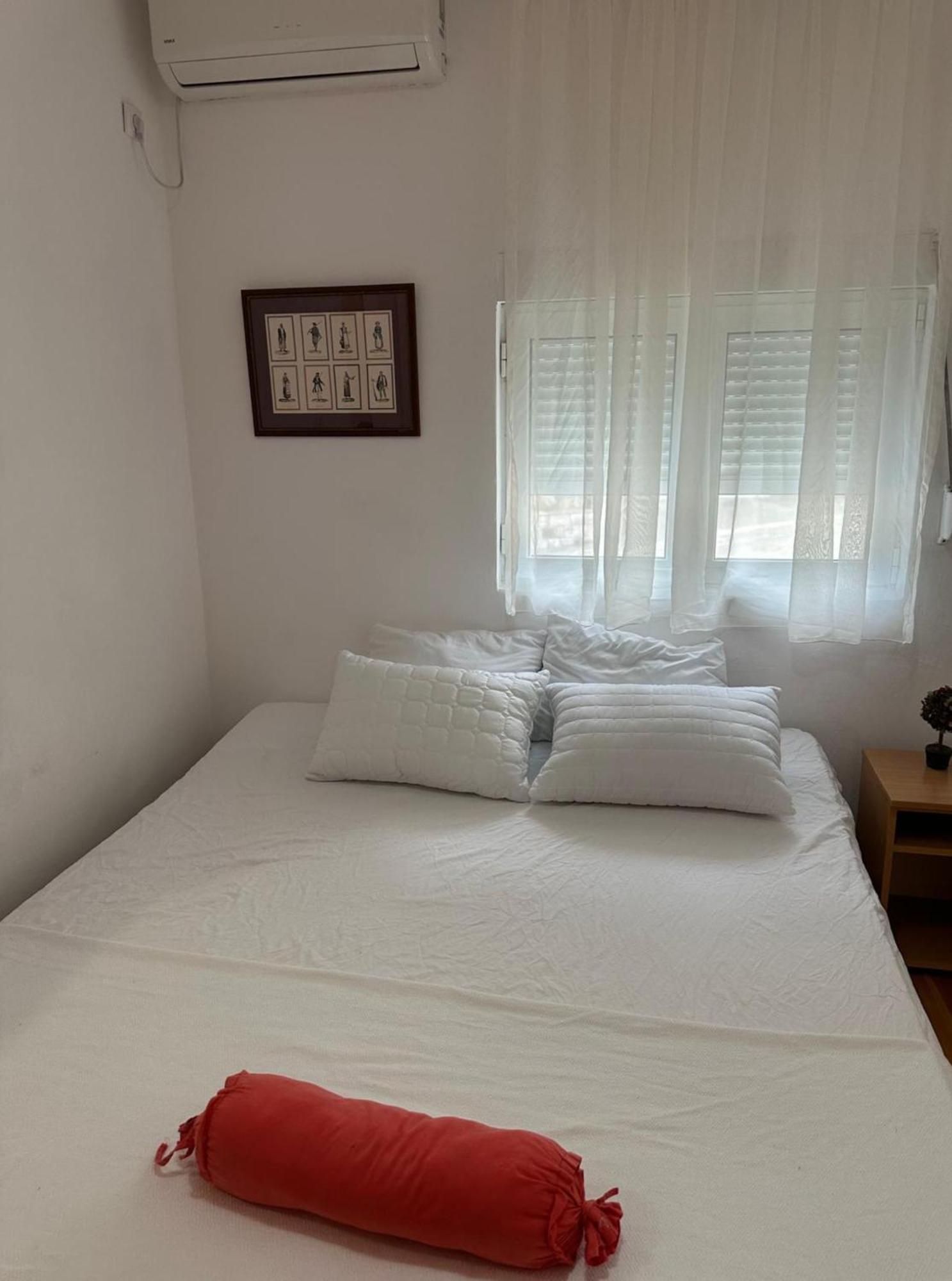 Themis Apart Hotel Kotor Extérieur photo